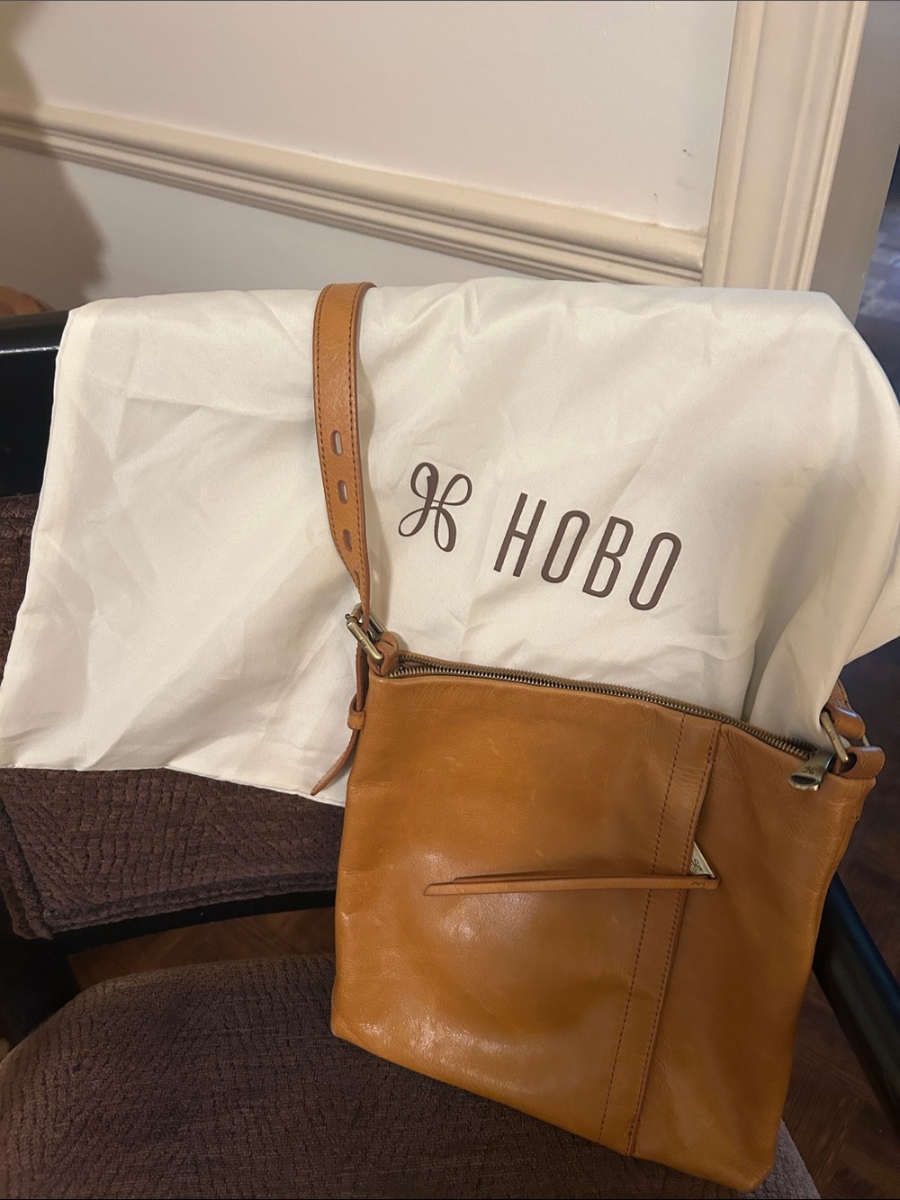 HOBO Cognac Leather Hobo Shoulder Bag GUC w case